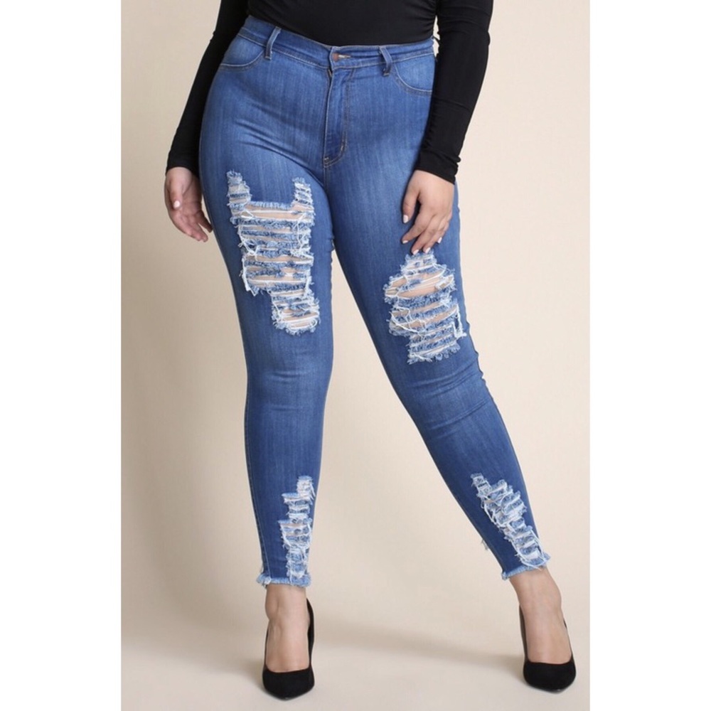 PLUS!!! Distressed Skinny - Picture 4 of 7